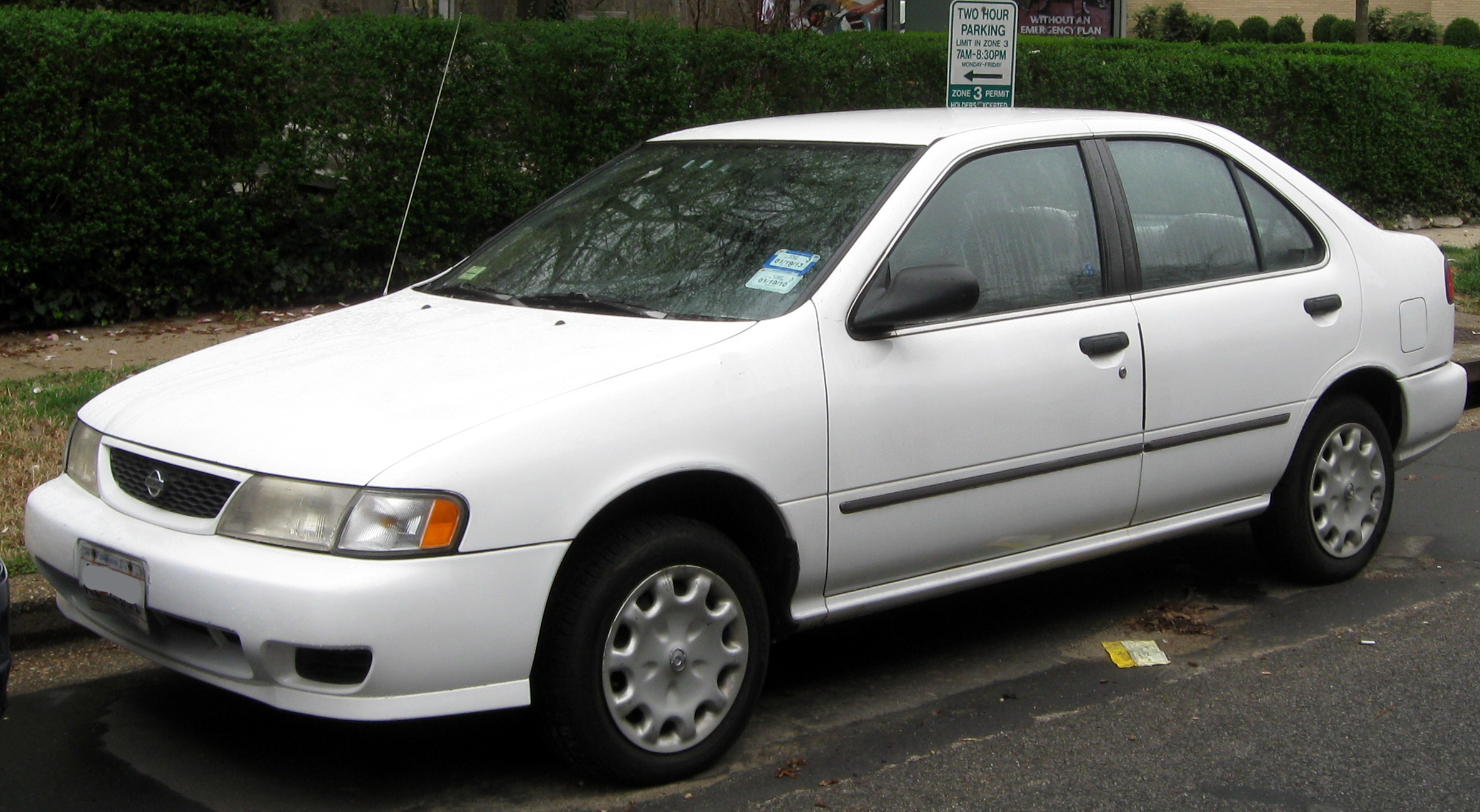 File:1998 Nissan Sentra GXE.JPG - Wikimedia Commons