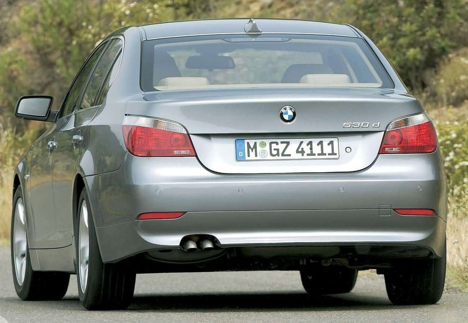 BMW 5 Series E60 530i SMG (04/2005 – 03/2007) specs: speed, power, carbon  dioxide emissions, fuel economy