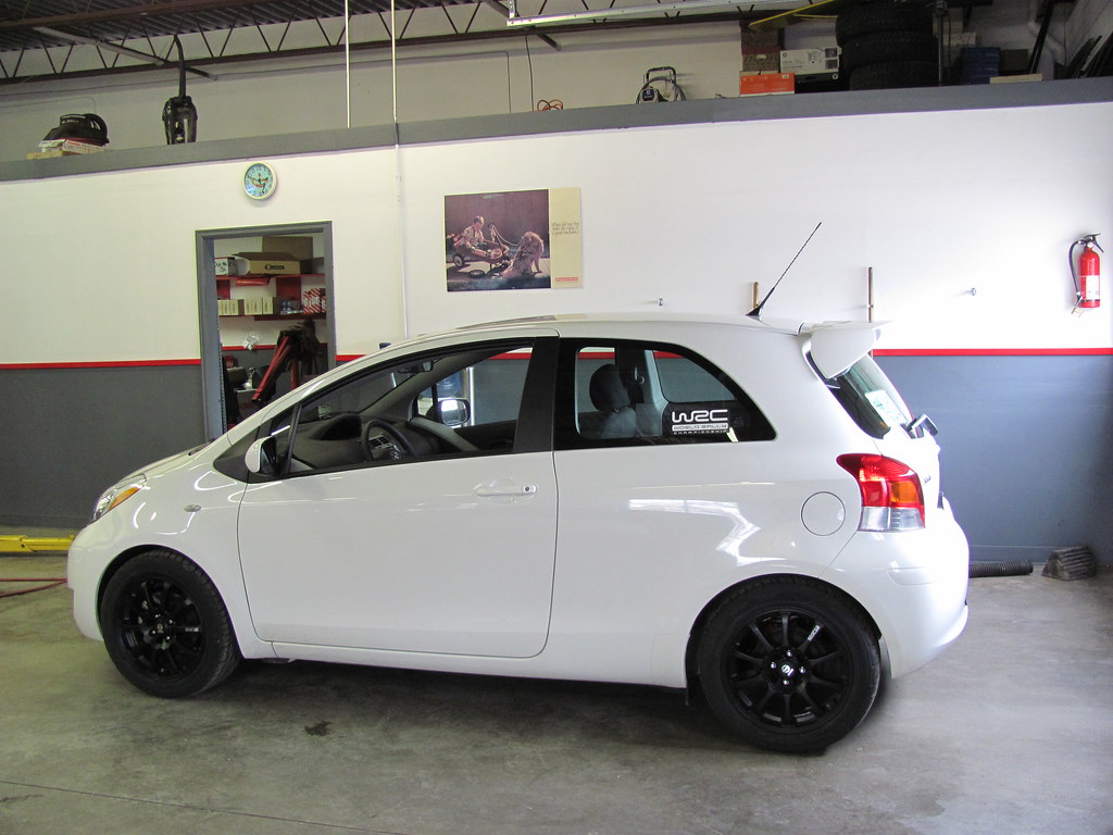 2010 Toyota Yaris | Yaris with rally spoiler, Sparco 16X7 wh… | Flickr