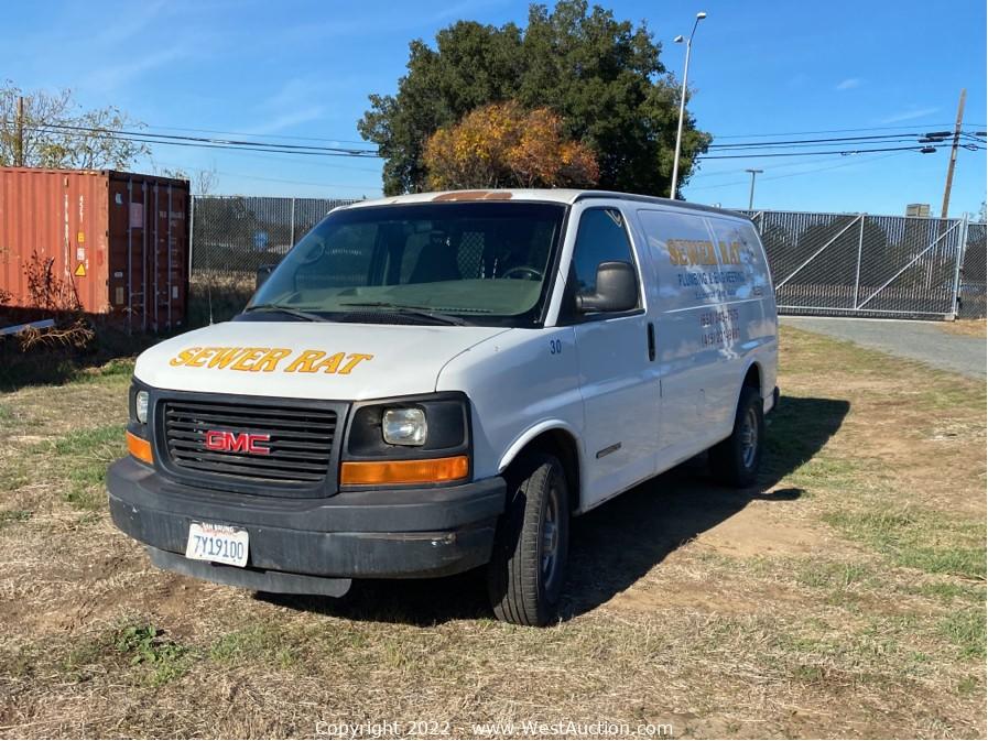 West Auctions - Auction: Trucks, Vans, Trailers, and Equipment from  Plumbing Company ITEM: 2006 GMC Savana 2500 Cargo Van