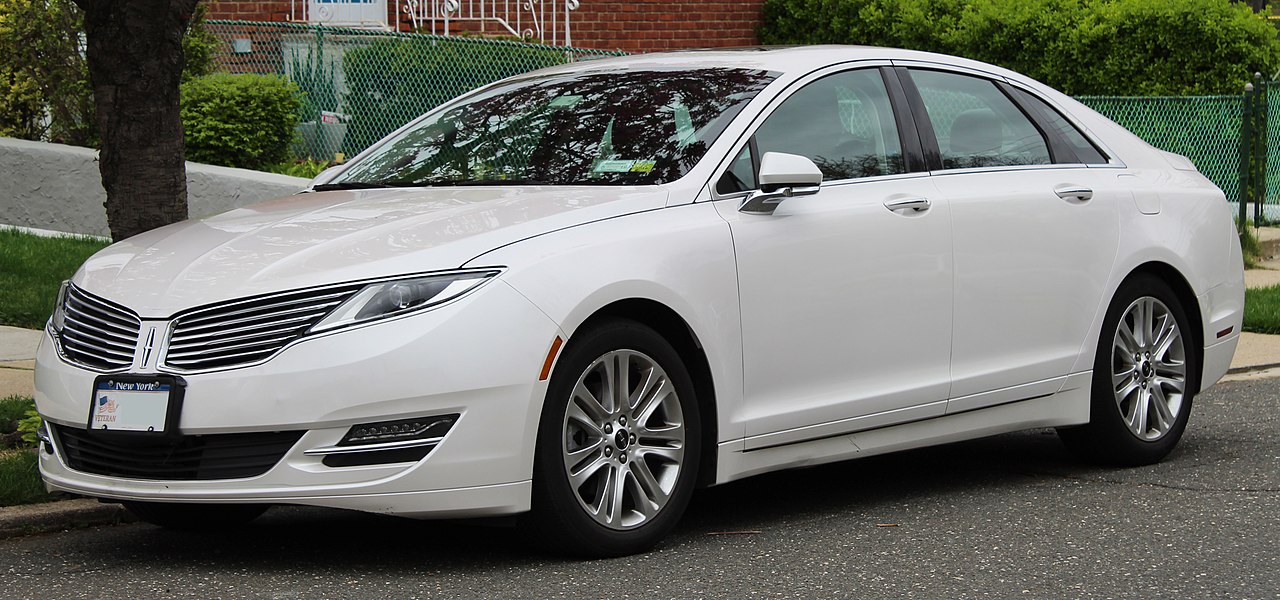 File:2016 Lincoln MKZ 2.0L AWD front 4.22.19.jpg - Wikimedia Commons
