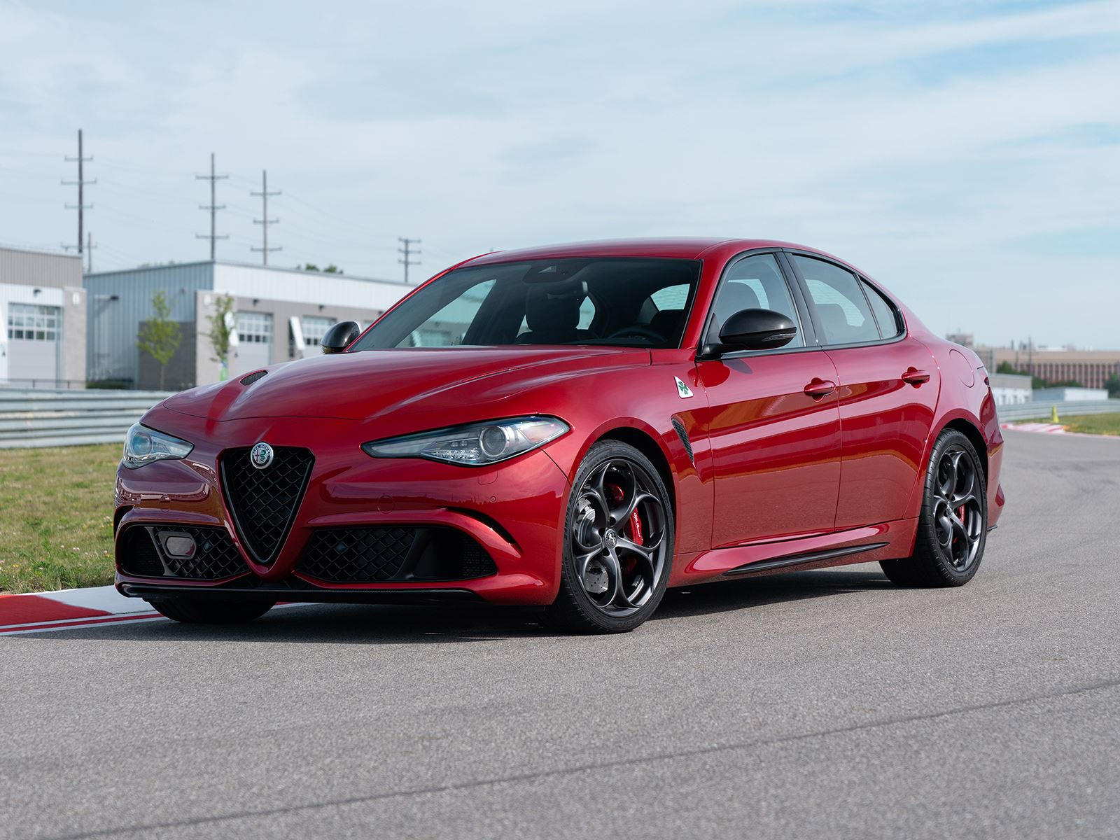 2019 Alfa Romeo Giulia Arrives With New Sporty Styling Packages | CarBuzz