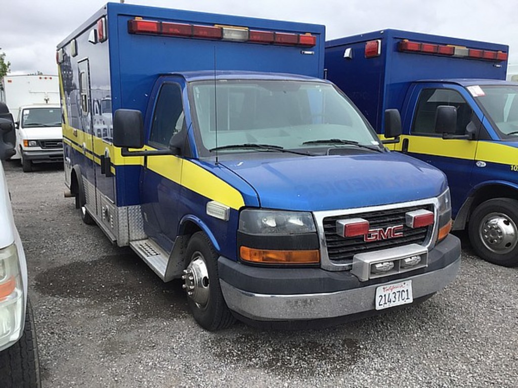 2010 GMC SAVANA 3500 | Commercial Trucks Emergency Vehicles Ambulances |  Online Auctions | Proxibid