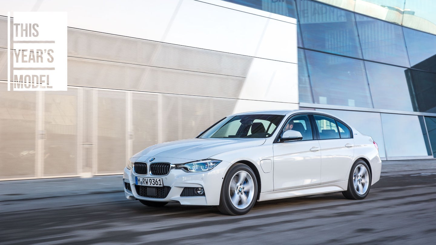 2018 BMW 330e i Performance Test Drive Review: A Plug-in Hybrid 3 Series,  For Better and Worse