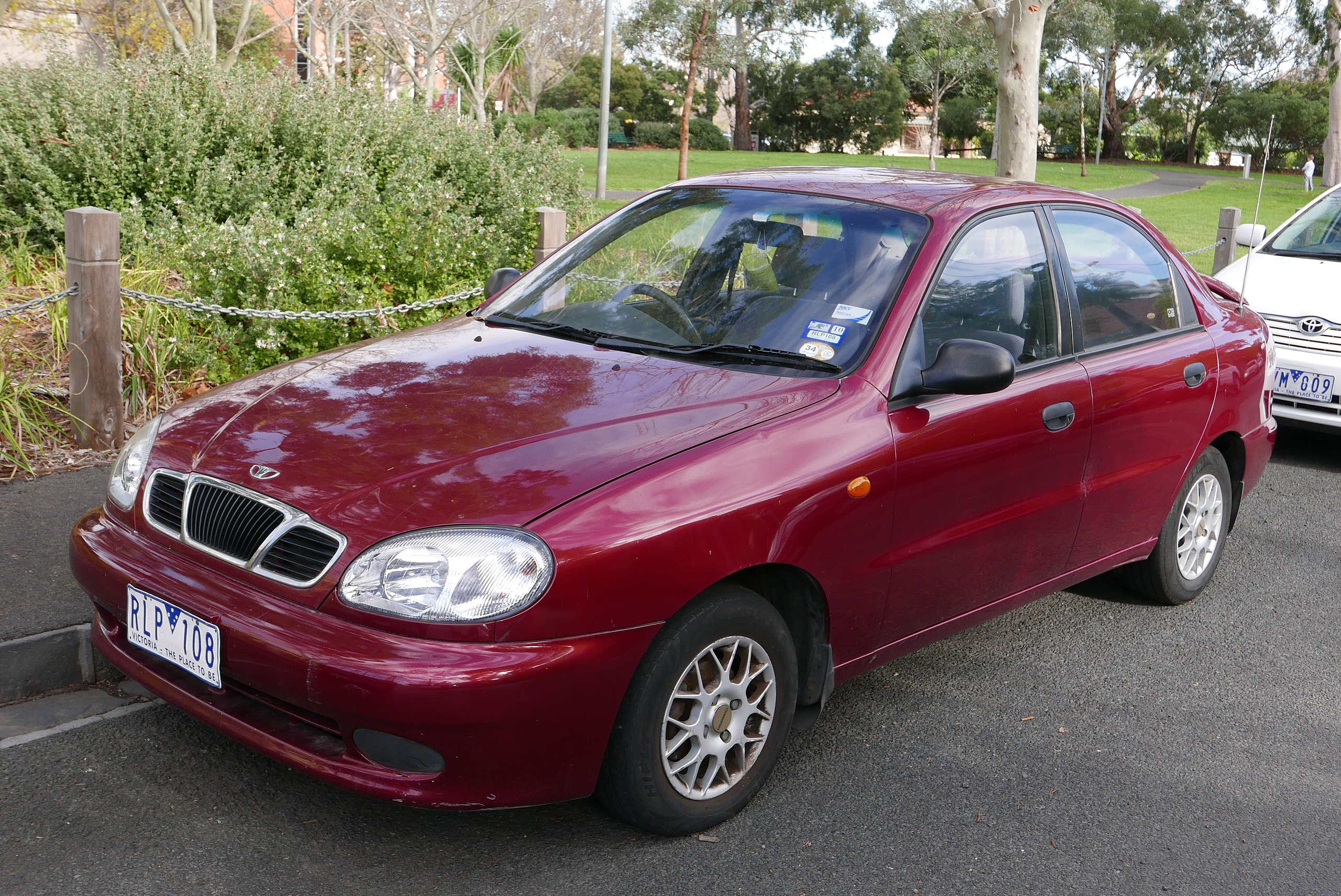 File:2002 Daewoo Lanos (T150) SE Limited sedan (2015-06-08) 01.jpg -  Wikimedia Commons
