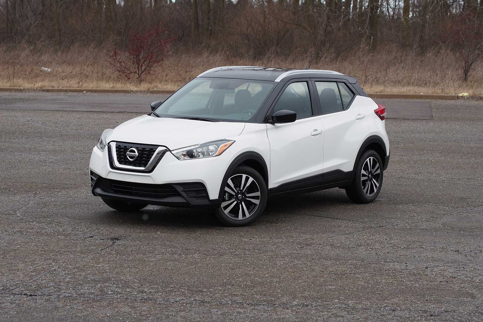 2019 Nissan Kicks Pros and Cons » AutoGuide.com News