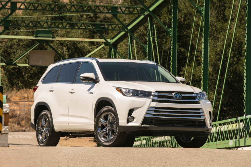 2017 Toyota Highlander Review, Ratings, Specs, Prices, and Photos - The Car  Connection