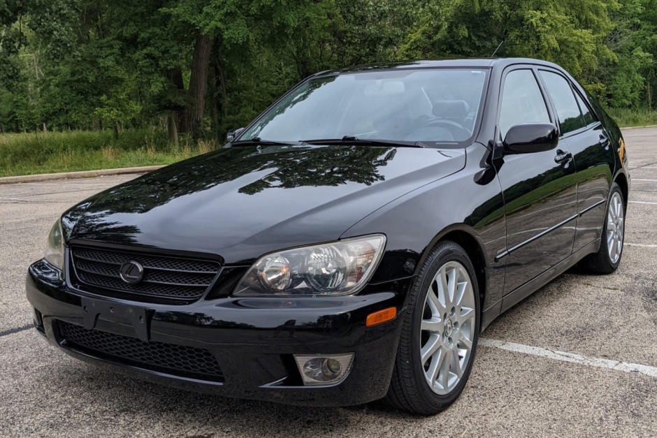 Original-Owner 2003 Lexus IS300 for sale on BaT Auctions - sold for $17,000  on November 21, 2022 (Lot #91,325) | Bring a Trailer