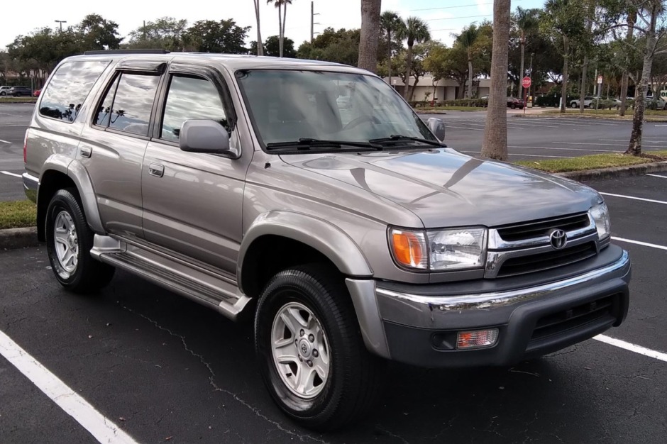 2001 Toyota 4Runner SR5 4x4 for sale on BaT Auctions - sold for $18,000 on  February 5, 2022 (Lot #65,111) | Bring a Trailer