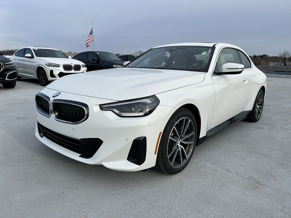Pre-Owned 2023 BMW 2 Series 230i xDrive Coupe 2dr Car in Bridgeport #52082  | BMW of Bridgeport