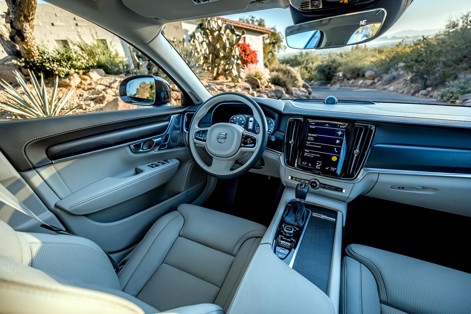 2019 Volvo V90 Cross Country Interior Photos | CarBuzz