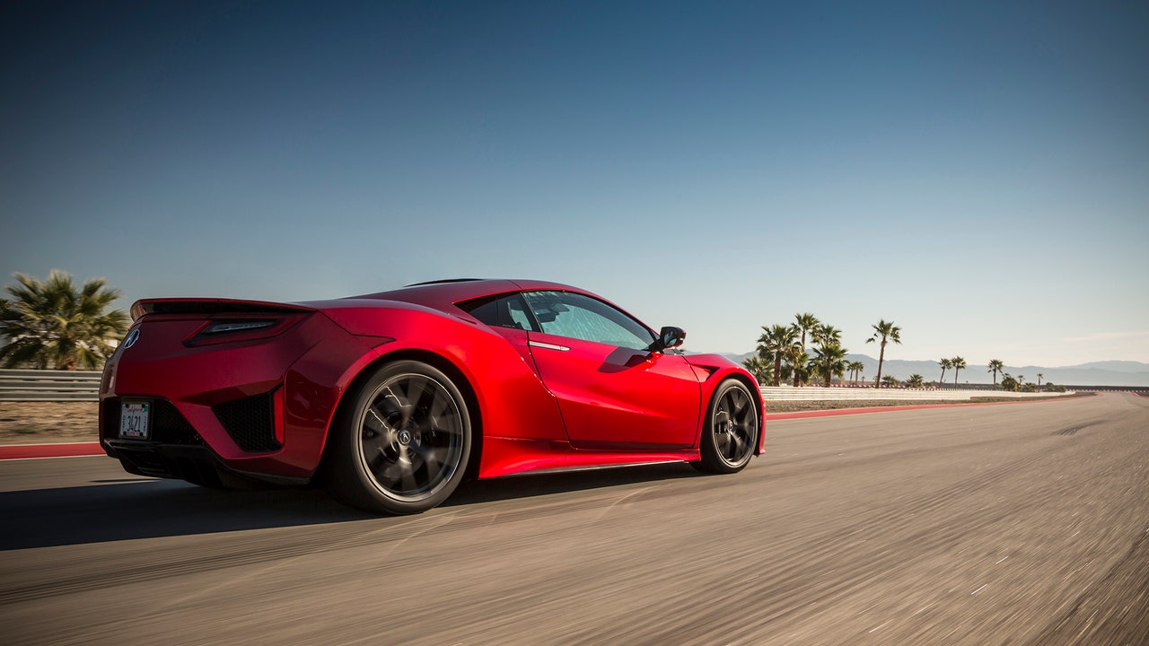 Review: 2017 Acura NSX | WIRED