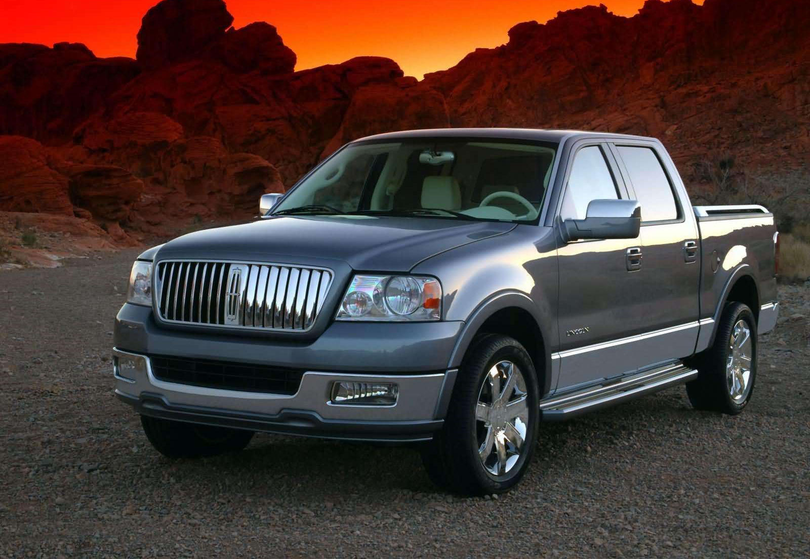 2008 Lincoln Mark LT: Review, Trims, Specs, Price, New Interior Features,  Exterior Design, and Specifications | CarBuzz