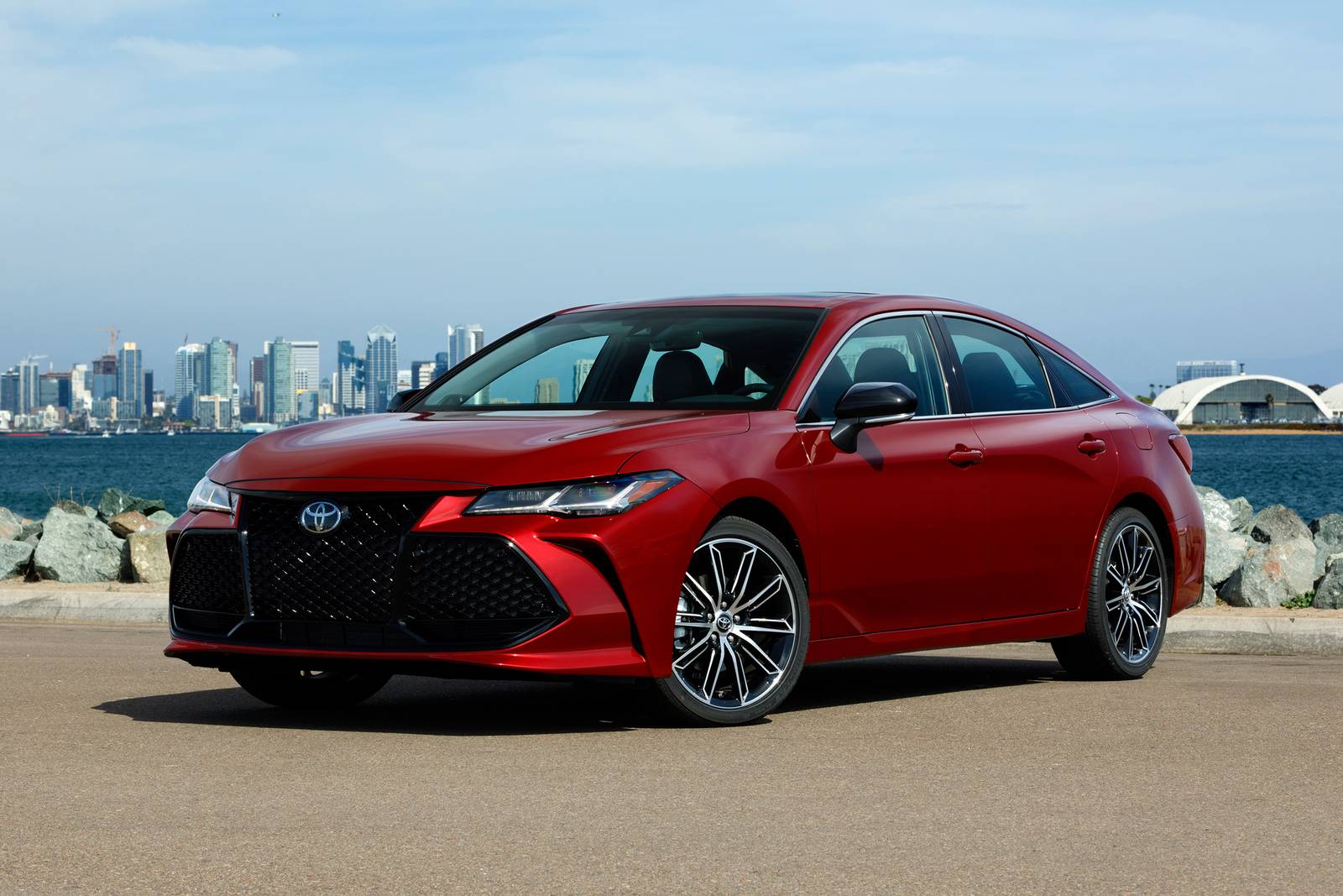 2019 Toyota Avalon Review & Ratings | Edmunds