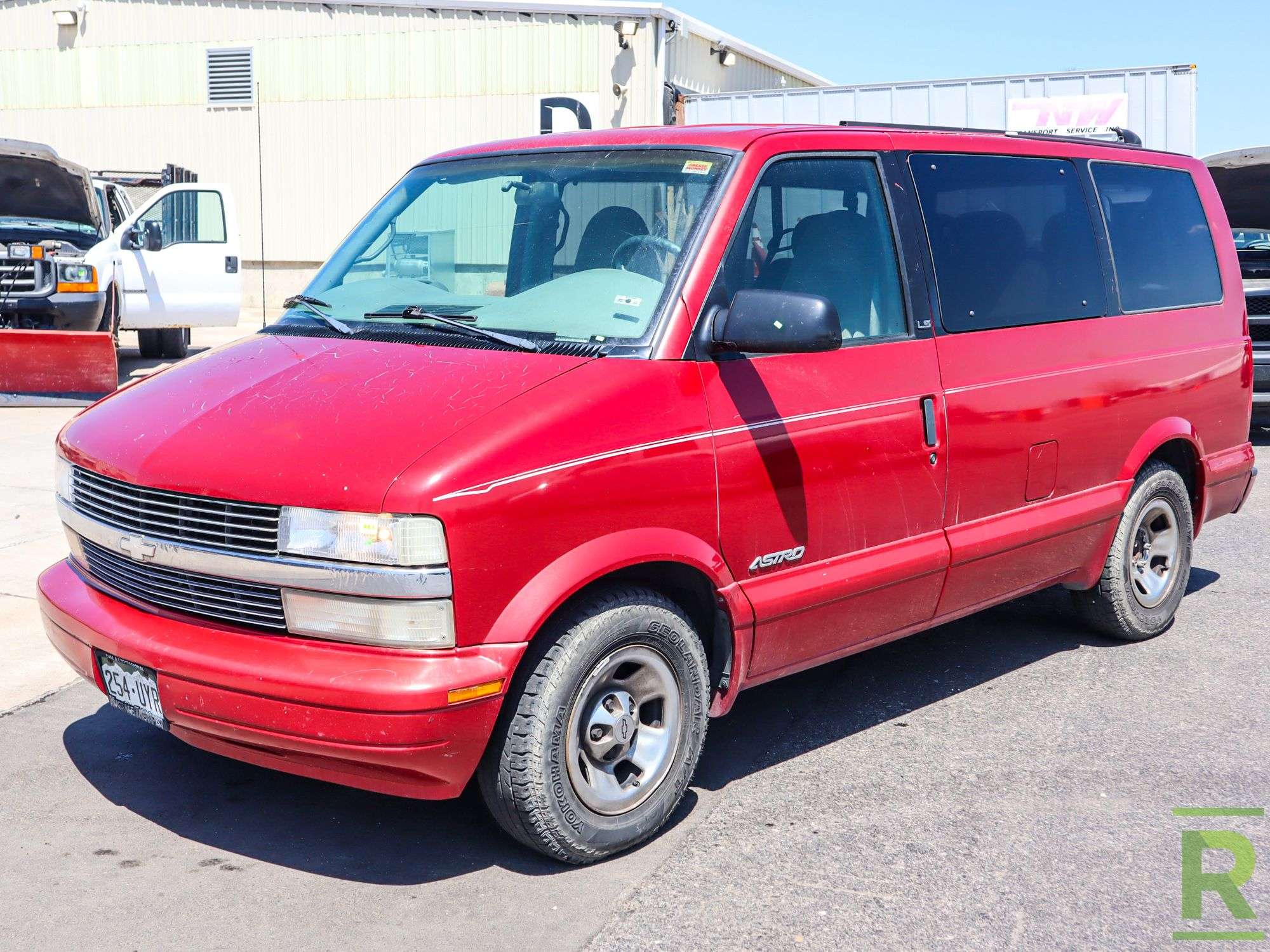 1998 Chevrolet Astro LS RWD Passenger Van - Roller Auctions