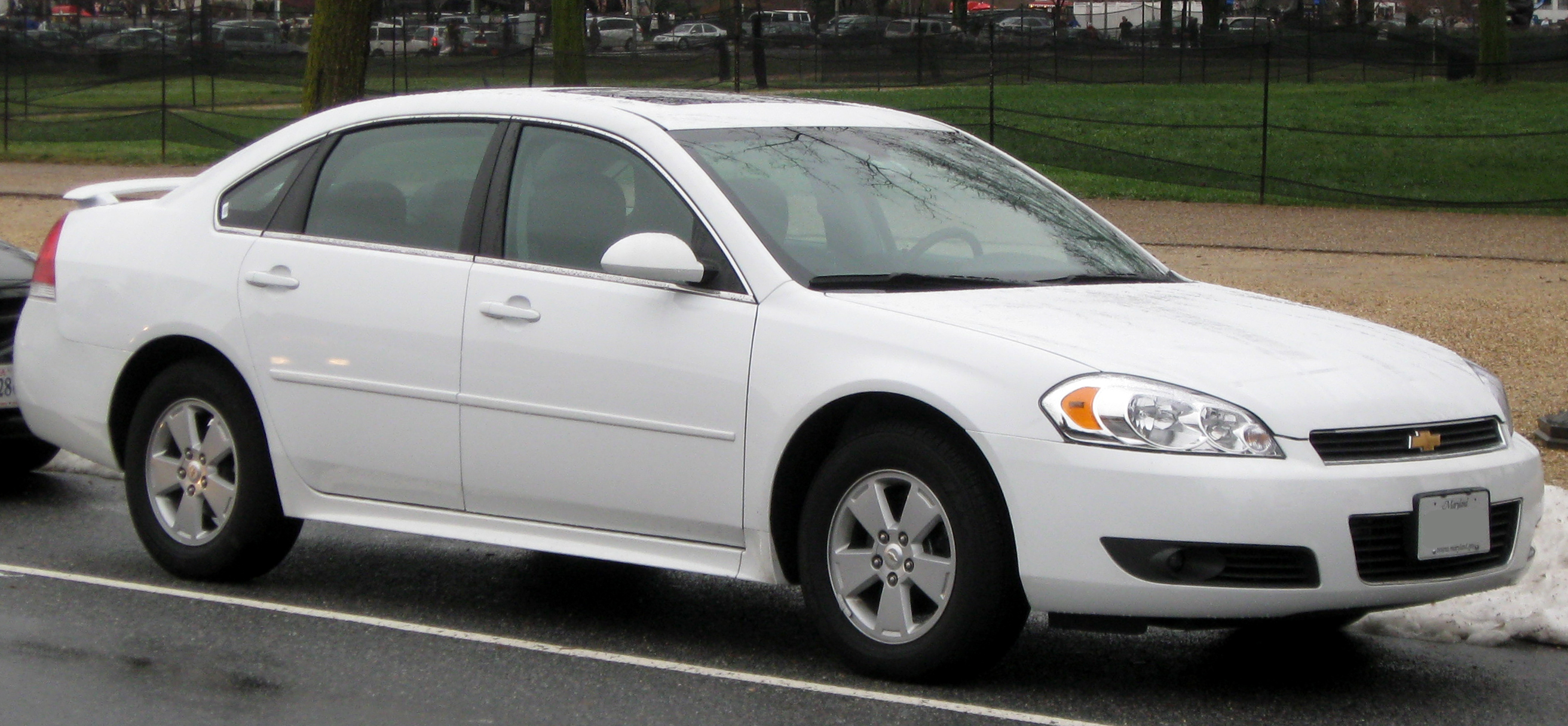 File:Chevrolet Impala -- 12-26-2009.jpg - Wikimedia Commons