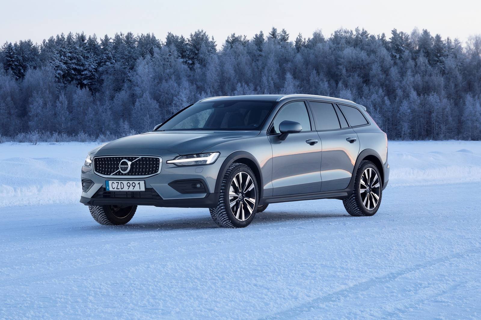 2022 Volvo V60 Cross Country Prices, Reviews, and Pictures | Edmunds