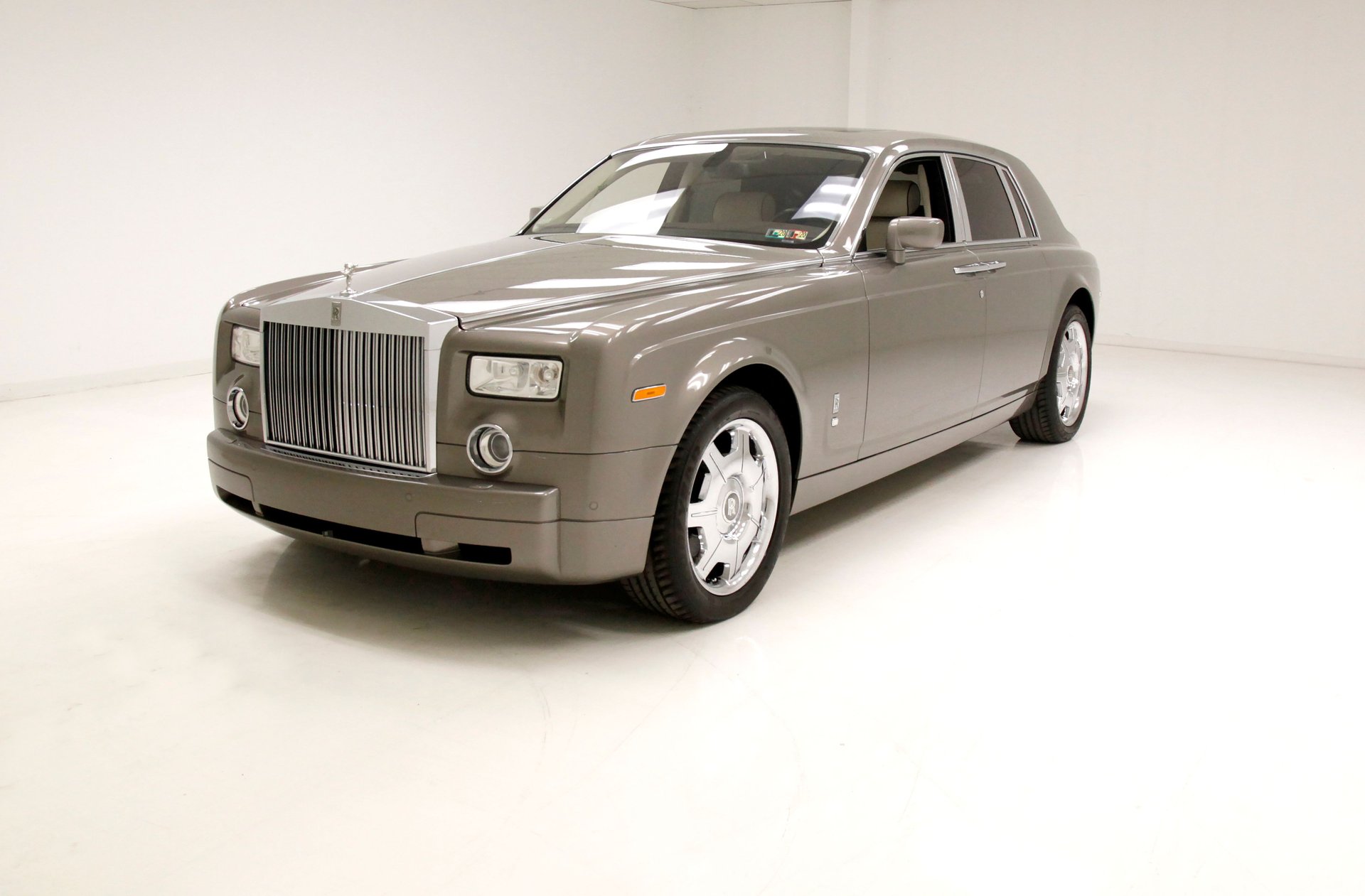2006 Rolls-Royce Phantom | Classic Auto Mall