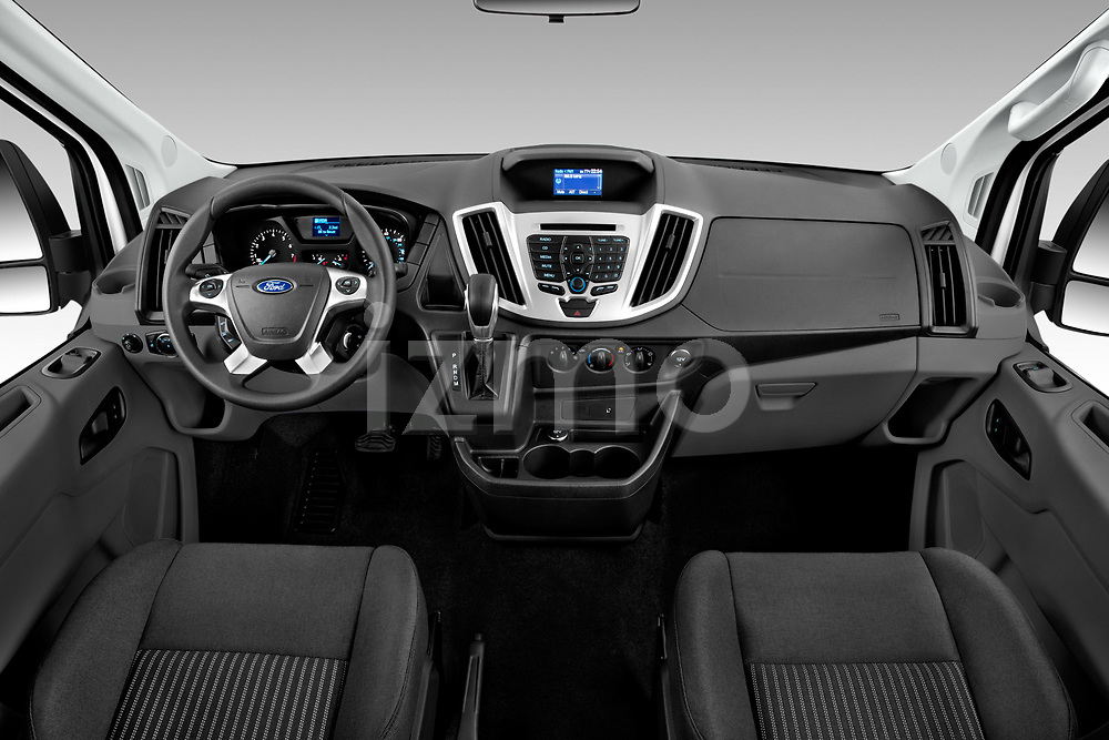 2019 Ford Transit Wagon 150 XLT Wagon Med Roof Sliding Pass. 130 5 Door  Passenger Van | izmostock
