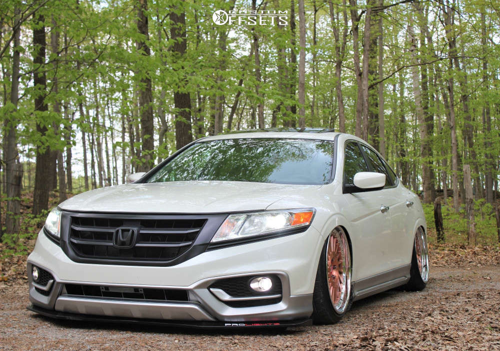 2014 Honda Crosstour with 20x10 40 Fortis Precision Forged Rf1 and  245/35R20 Nexen N5000 and Air Suspension | Custom Offsets