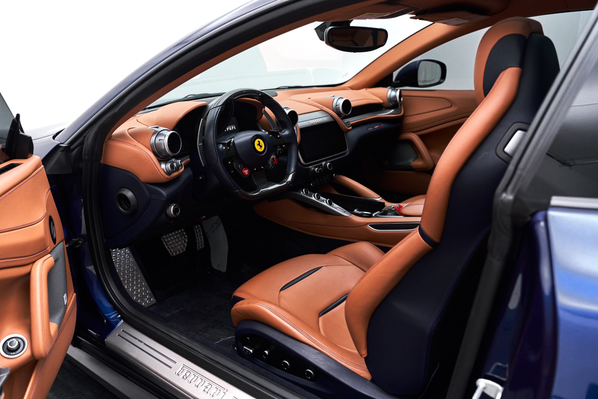 Used 2017 Ferrari GTC4Lusso V12 For Sale (Sold) | Lotus Cars Las Vegas  Stock #V224252