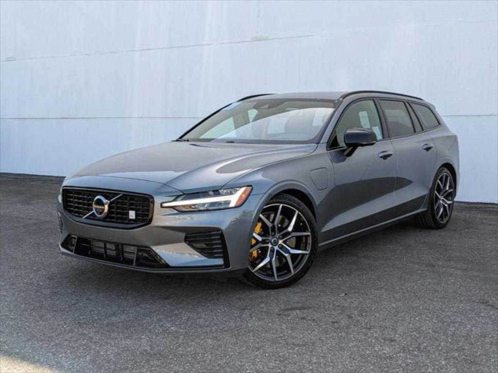 Used 2021 Volvo V60 Recharge Plug-In Hybrid for Sale Near Me | Cars.com