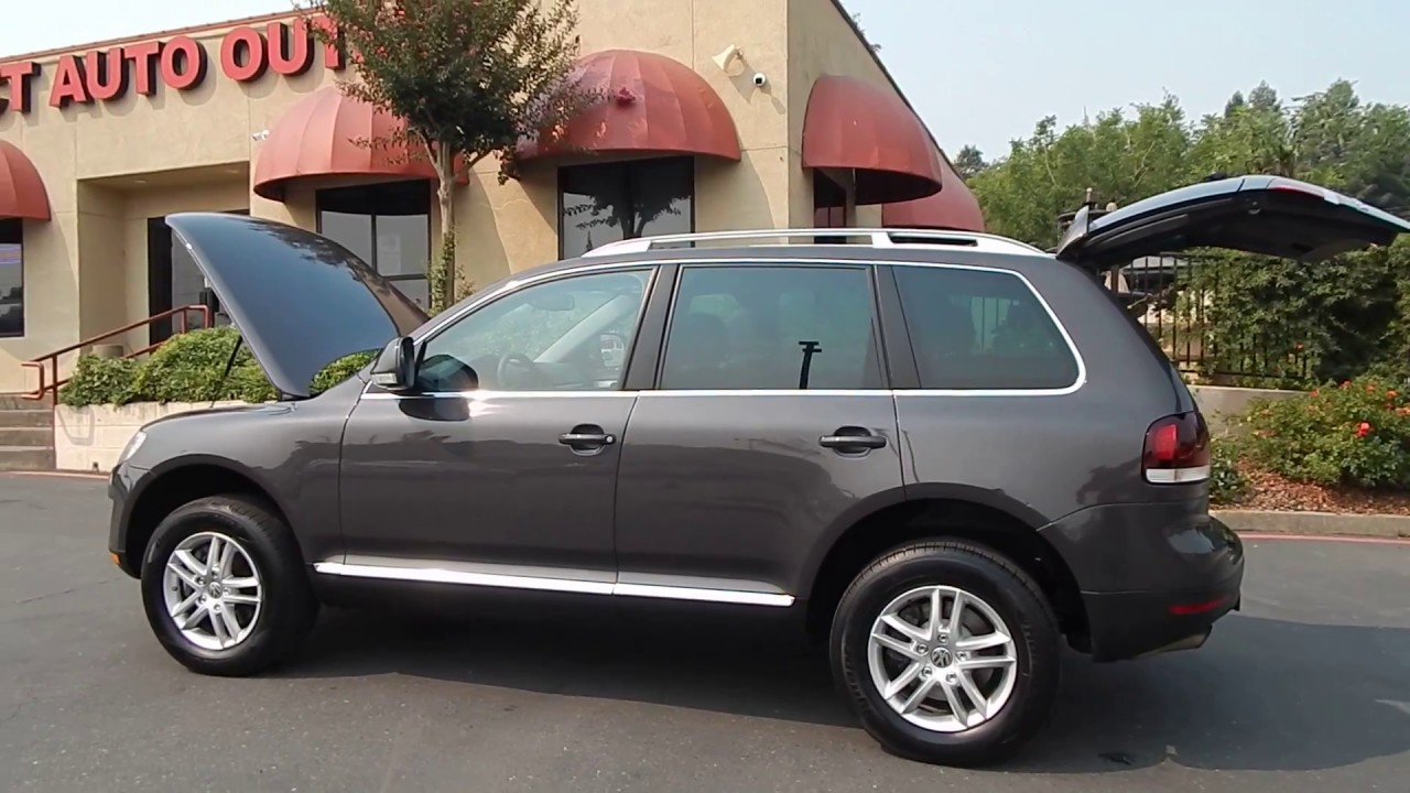 2009 Volkswagen Touareg 2 video overview and walk around - YouTube