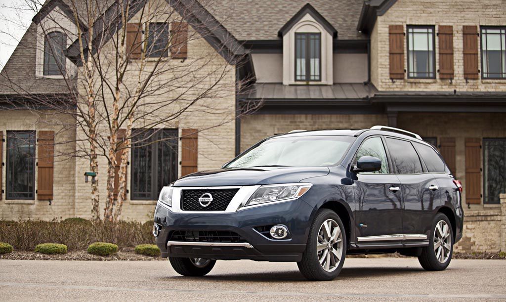 Nissan adds economy to practicality in Pathfinder Hybrid