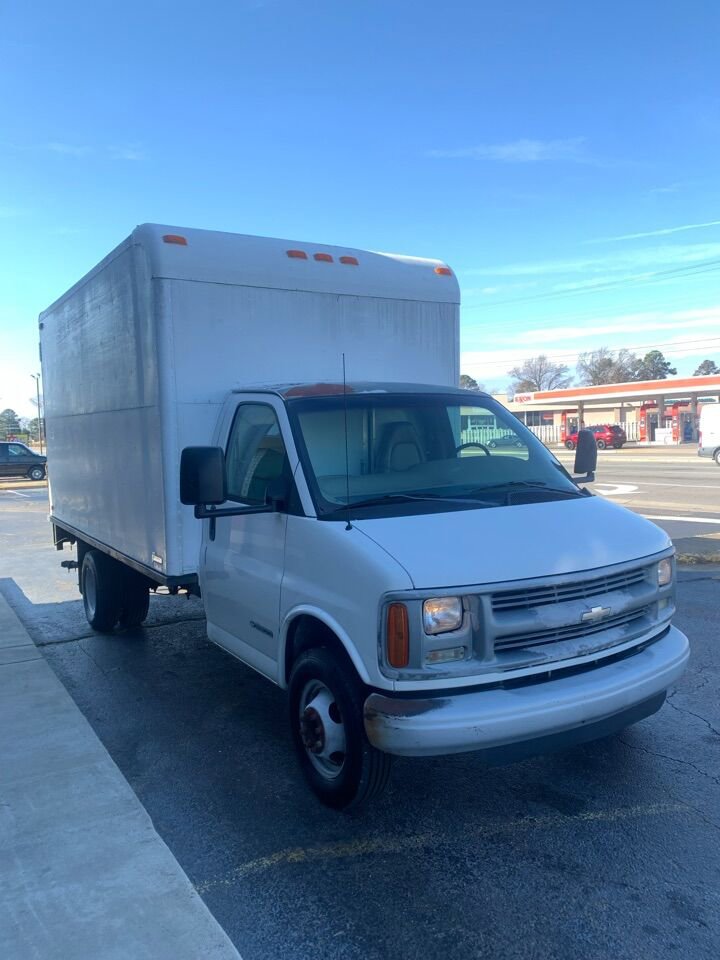 Used 2001 Chevrolet Express 3500 for Sale (Test Drive at Home) - Kelley  Blue Book