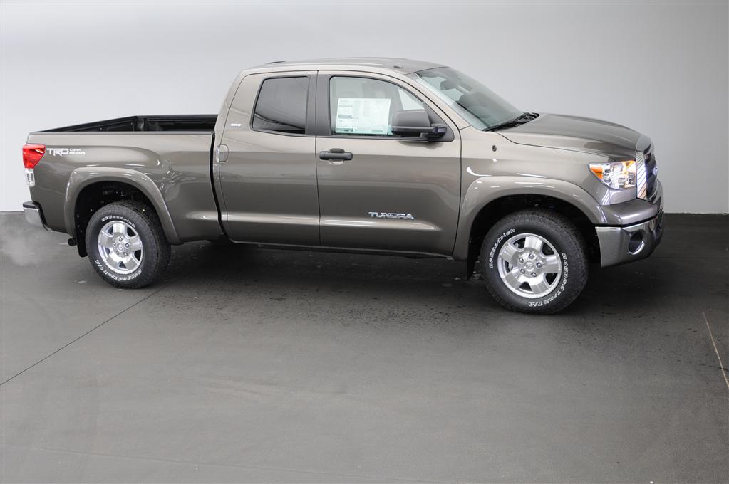 Performance and Safety Reviews of the 2013 Toyota Tundra Double Cab 4x4 at  Charlotte Area Toyota