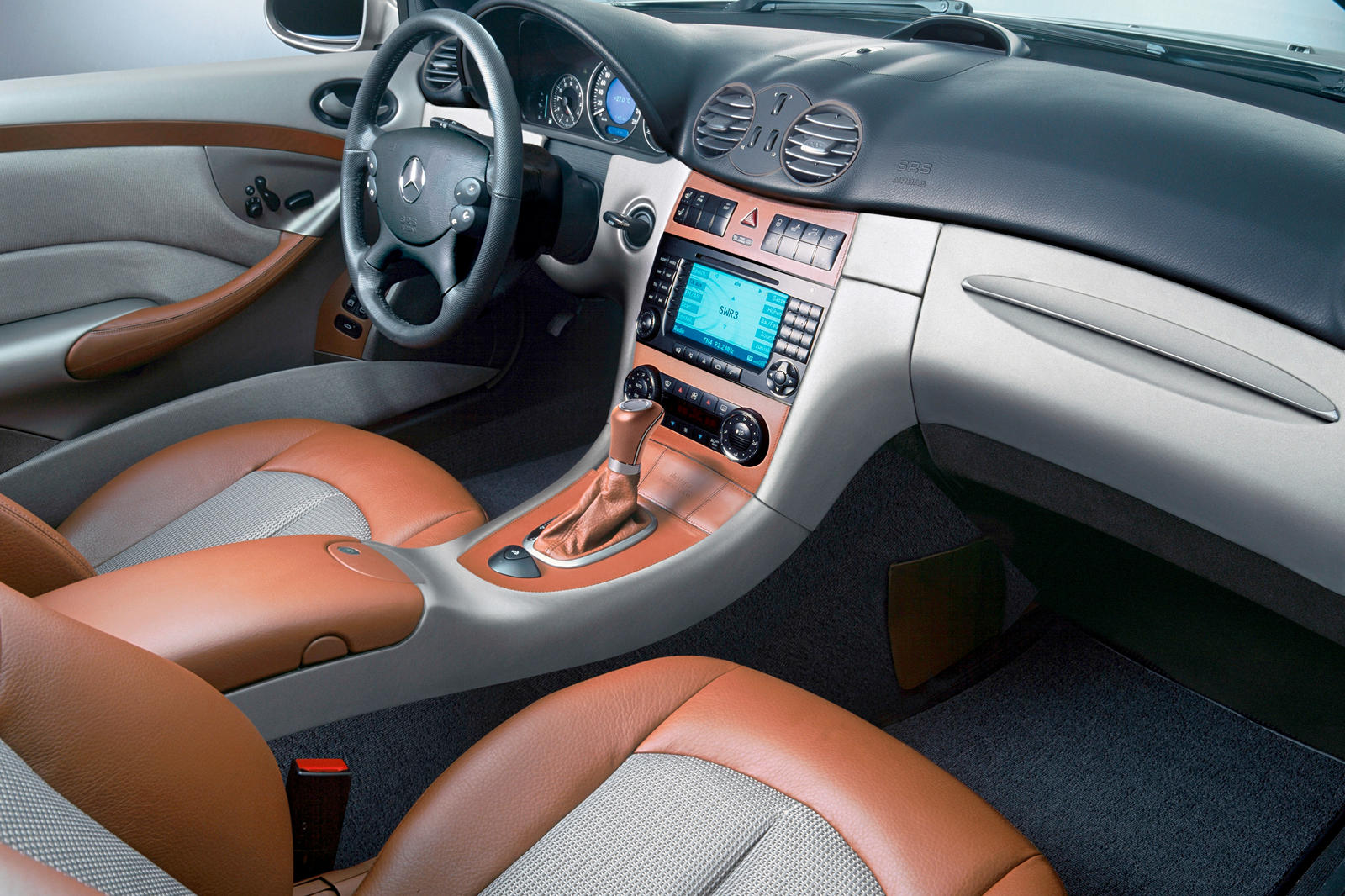 2009 Mercedes-Benz CLK-Class Coupe Interior Photos | CarBuzz