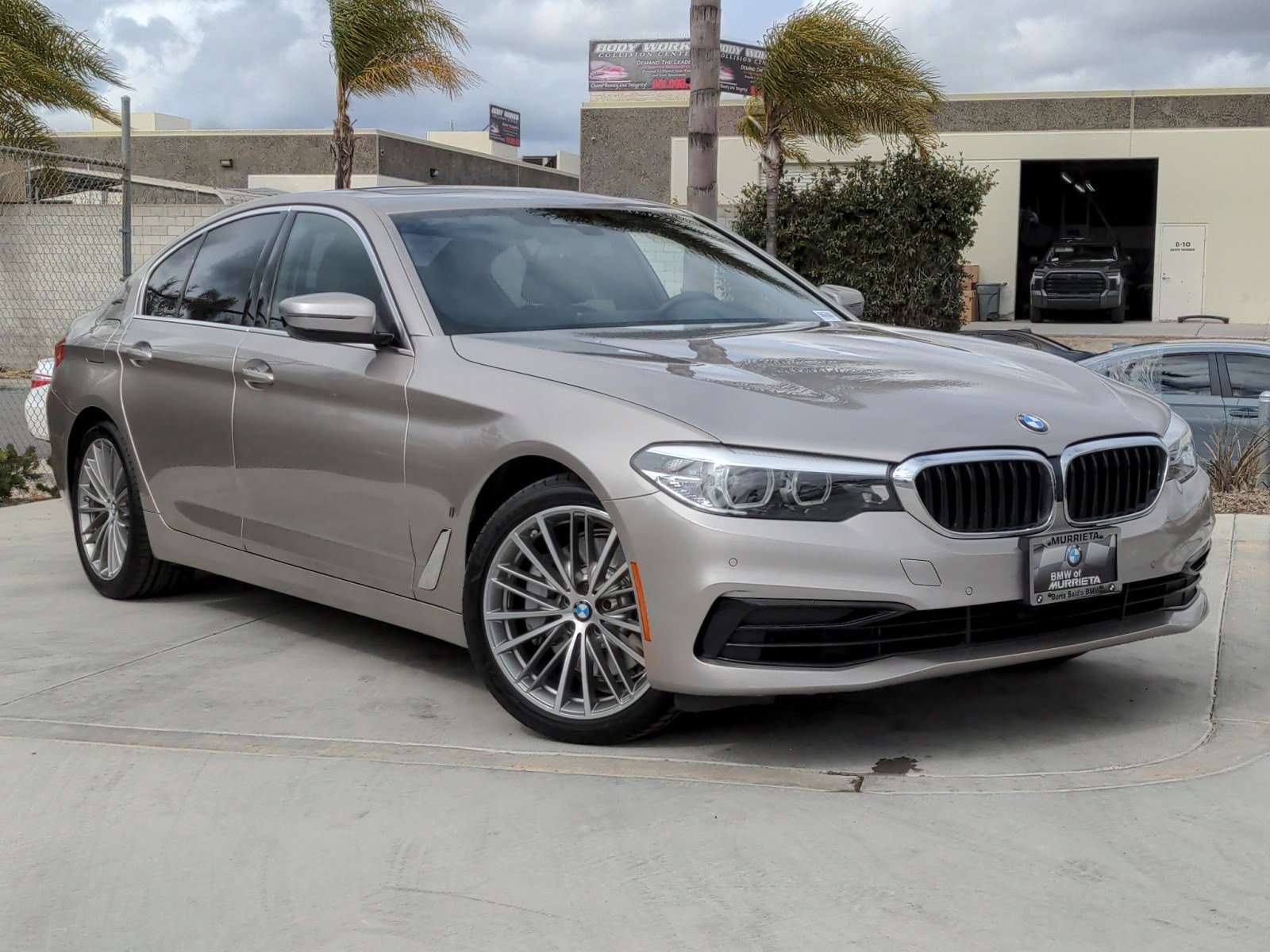 Pre-Owned 2019 BMW 5 Series 530e iPerformance Sedan in North Charleston  #Q18775A | Rick Hendrick Jeep Chrysler Dodge Ram FIAT