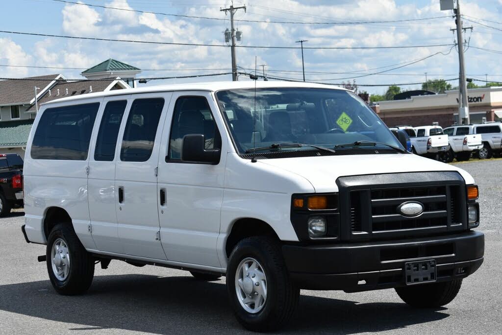 Used 2014 Ford E-Series E-250 Passenger Van for Sale (with Photos) -  CarGurus