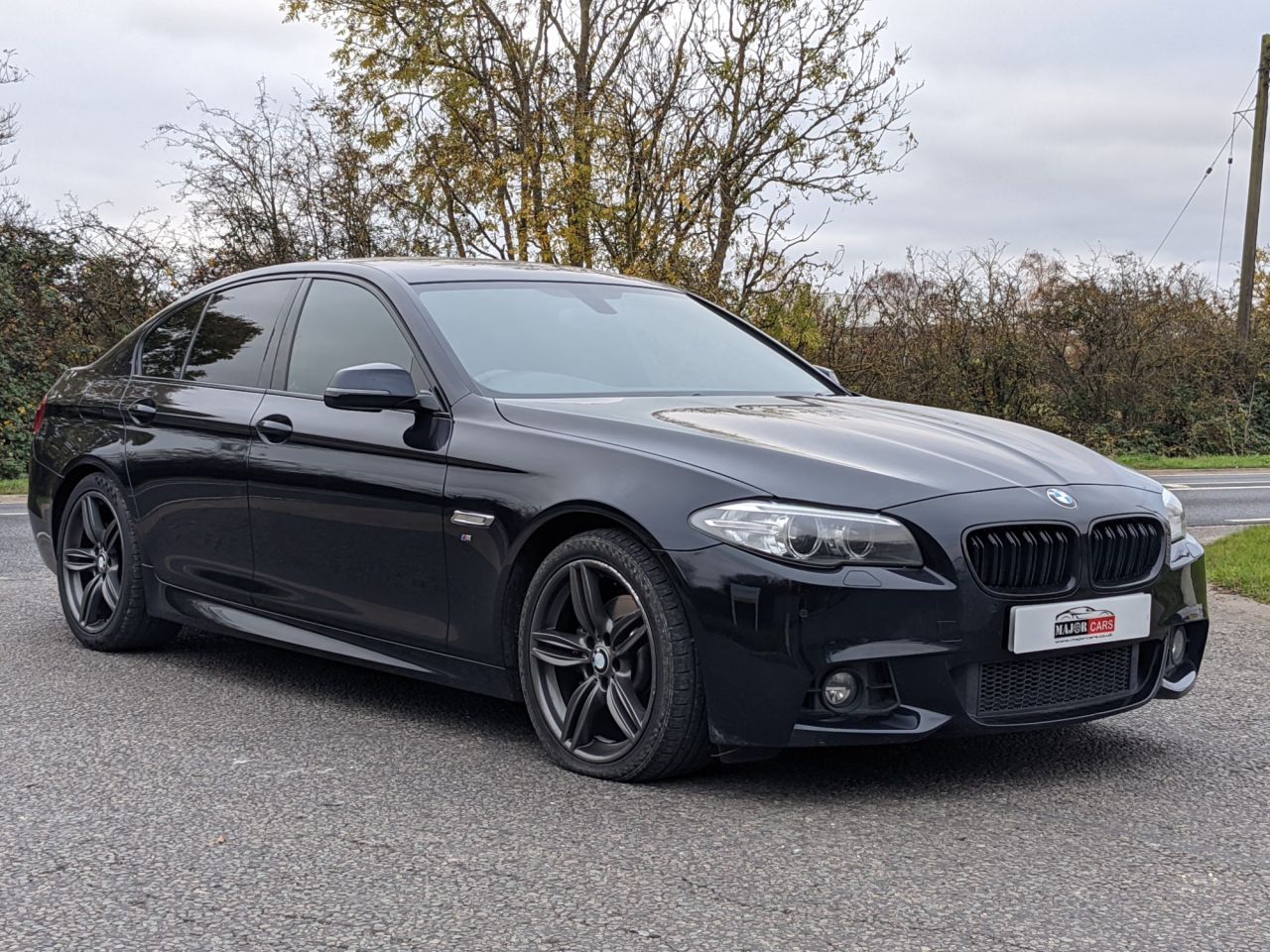 2015 BMW 5 Series 520d M Sport £13,499