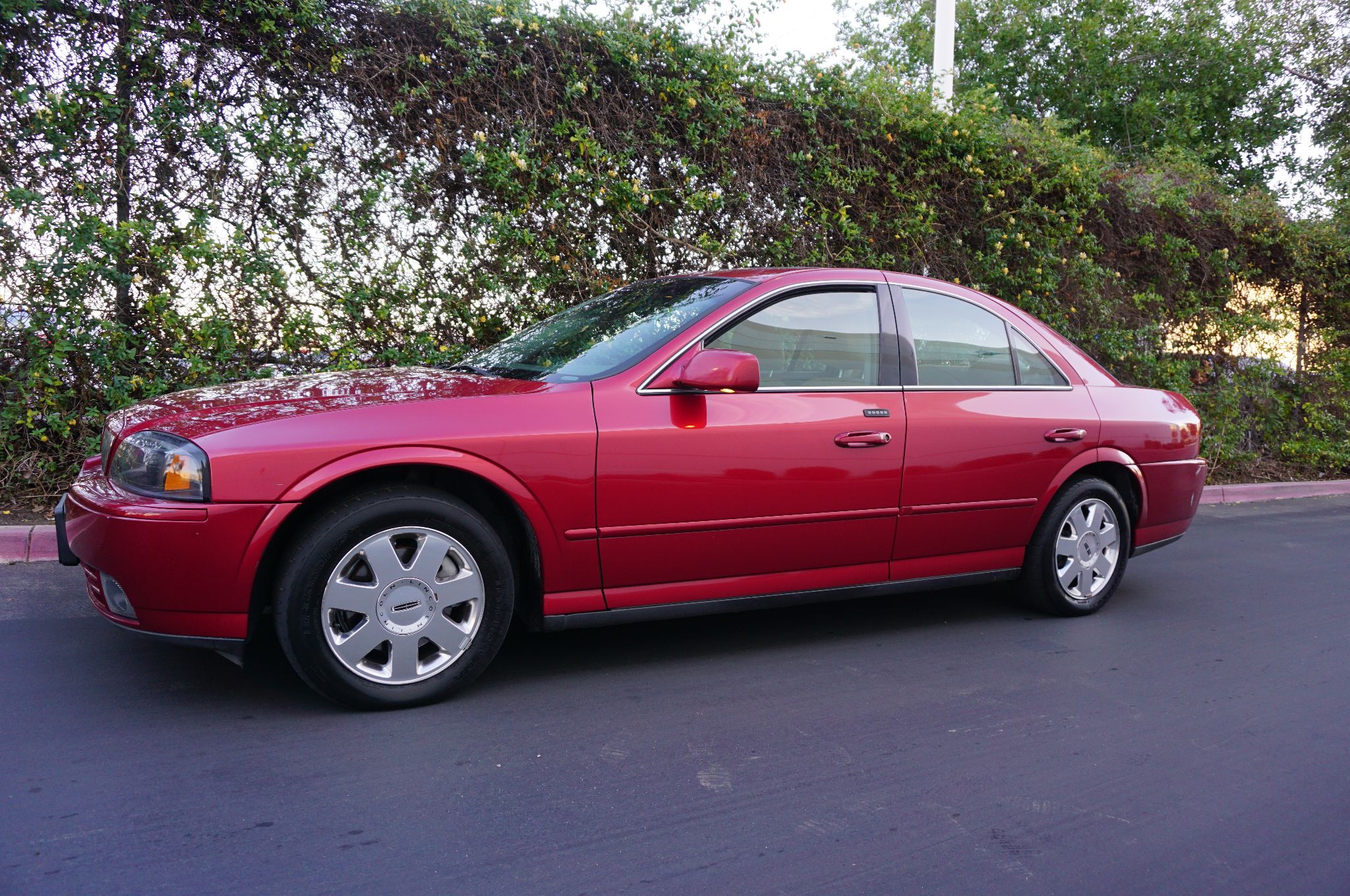 Used 2005 Lincoln LS S430 at City Cars Warehouse Inc