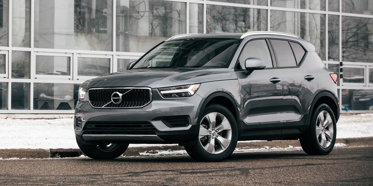 2020 Volvo XC40 Review, Pricing, and Specs