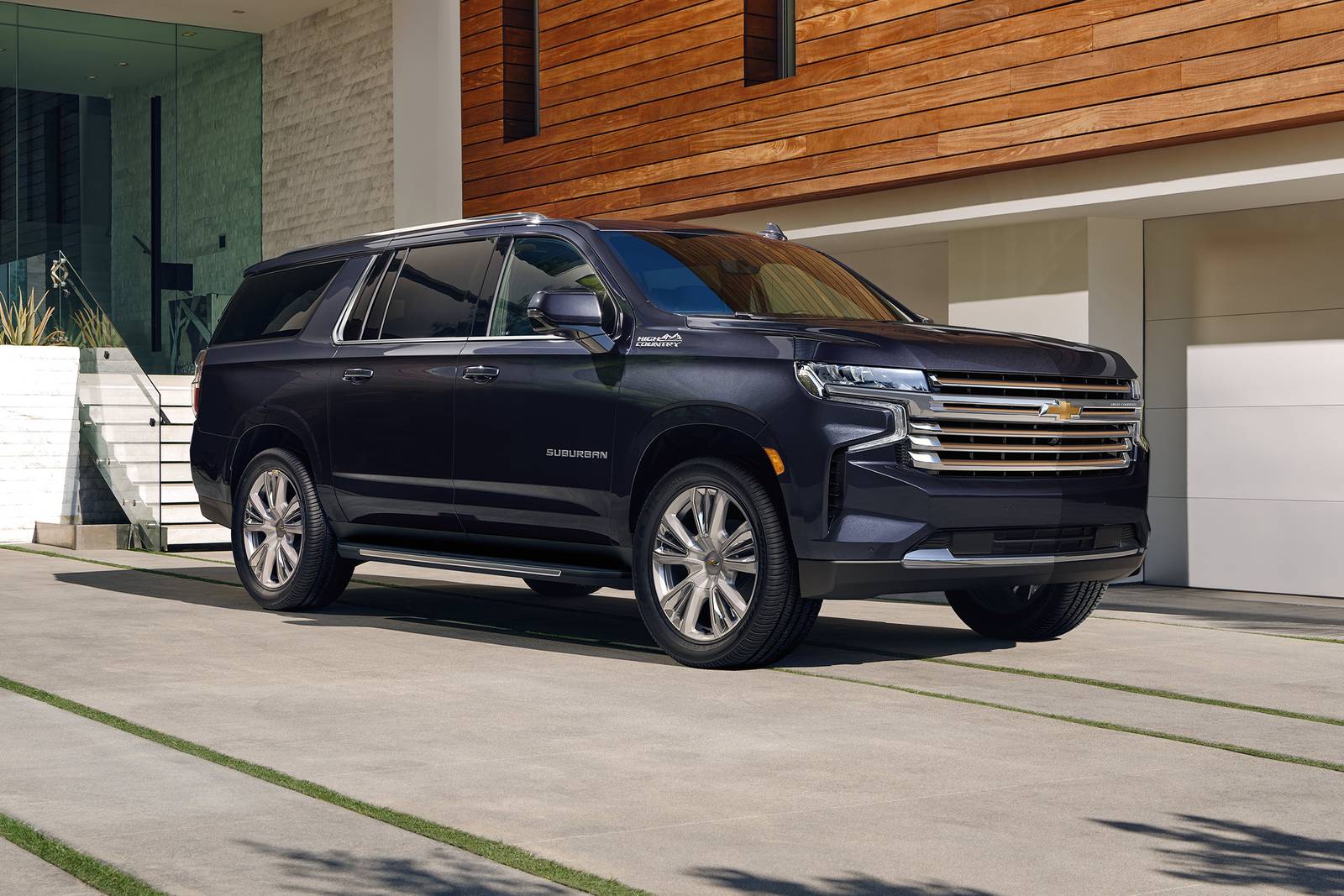2023 Chevy Suburban Prices, Reviews, and Pictures | Edmunds