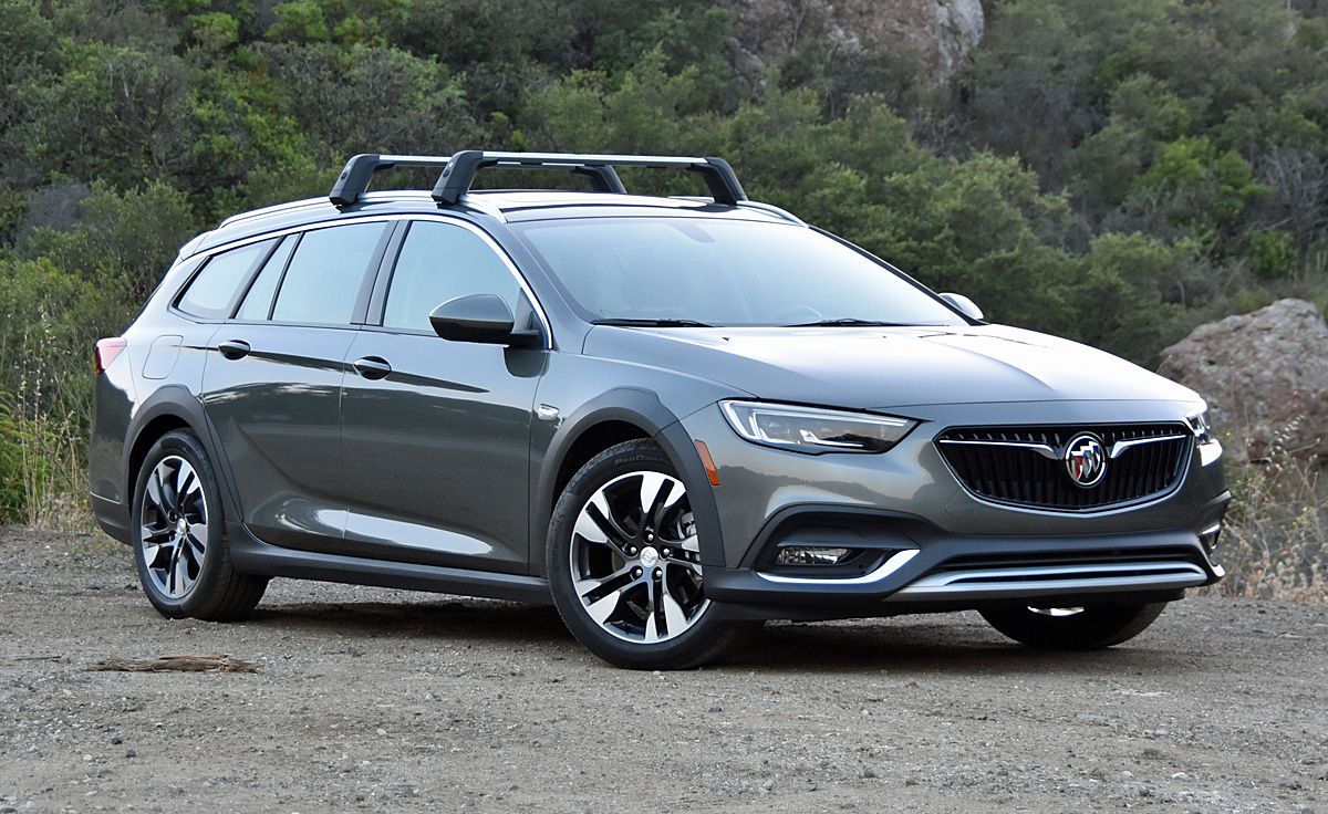 Short Report: The 2018 Buick Regal TourX brings on the wagon-y goodness –  New York Daily News