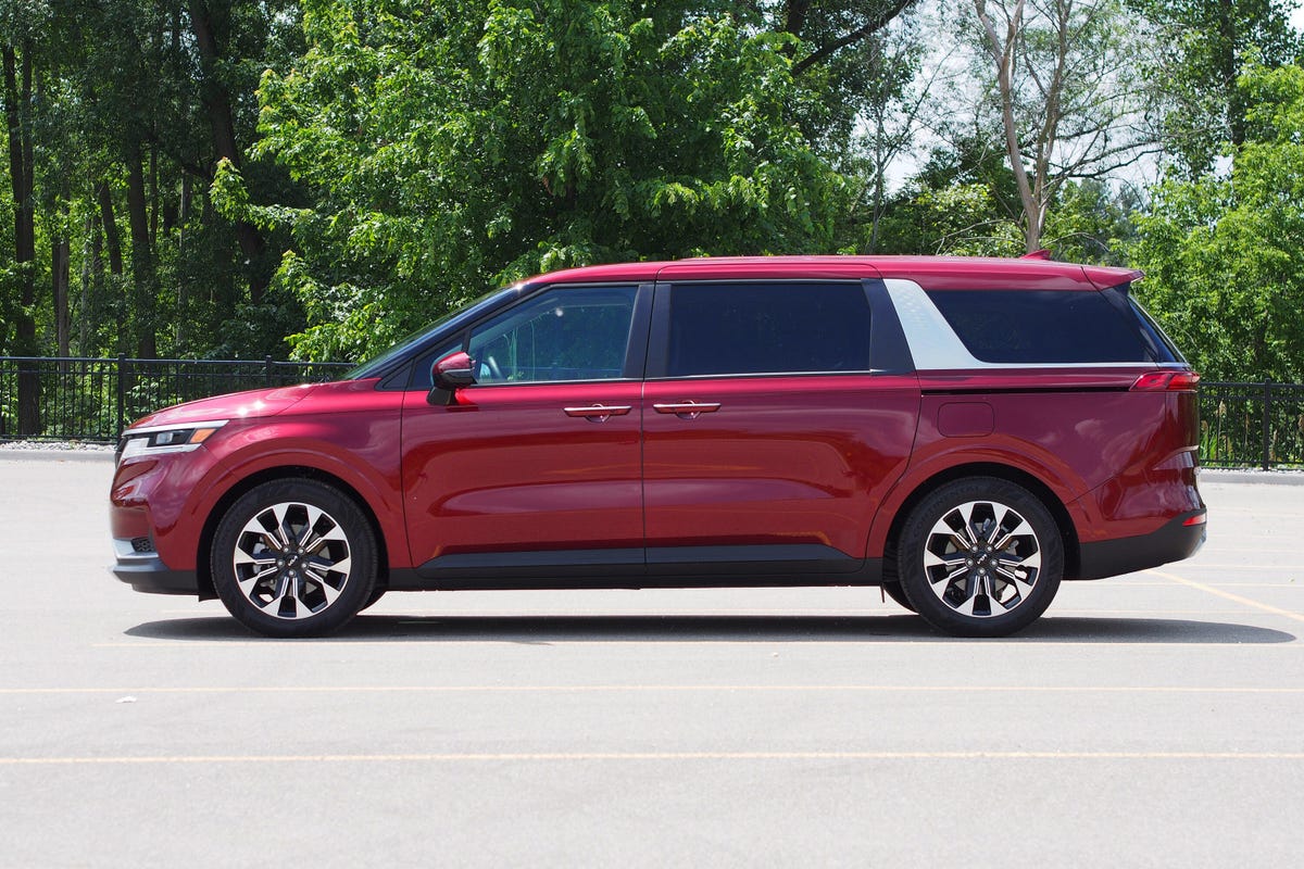 2022 Kia Carnival review: A party on wheels - CNET