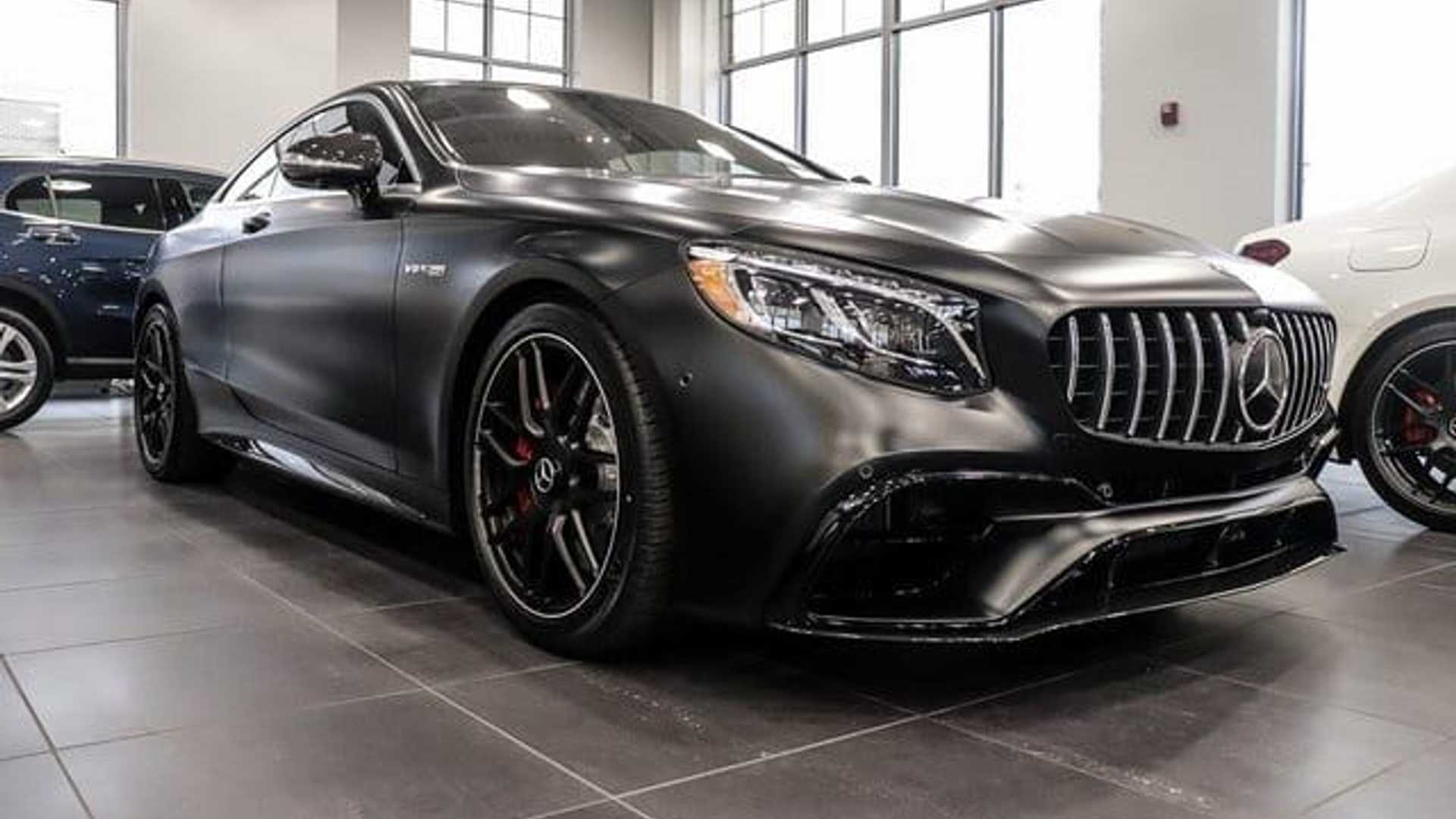 2020 Mercedes-AMG S63 4Matic+ Coupe in designo Night Black For Sale