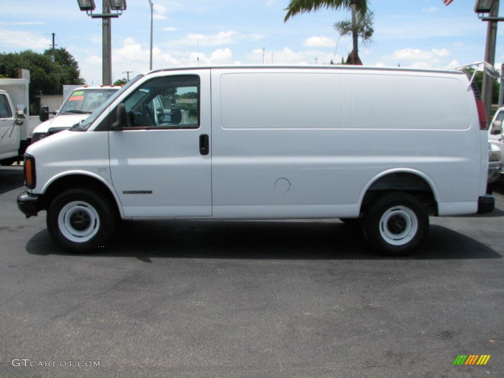 2000 GMC Savana Cargo - Information and photos - MOMENTcar