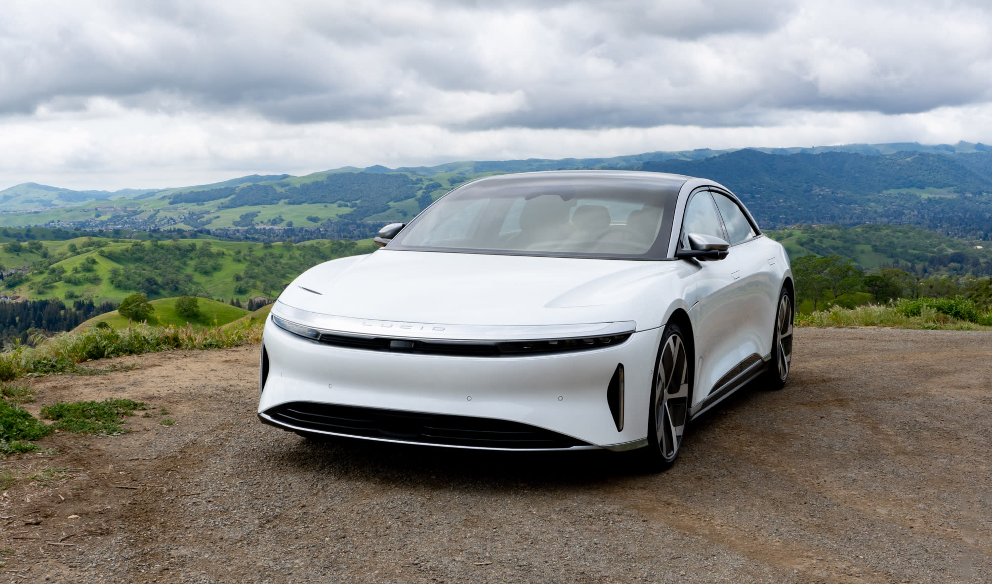 Lucid Air Dream Edition review: 1,111 horsepower of EV luxury | Engadget