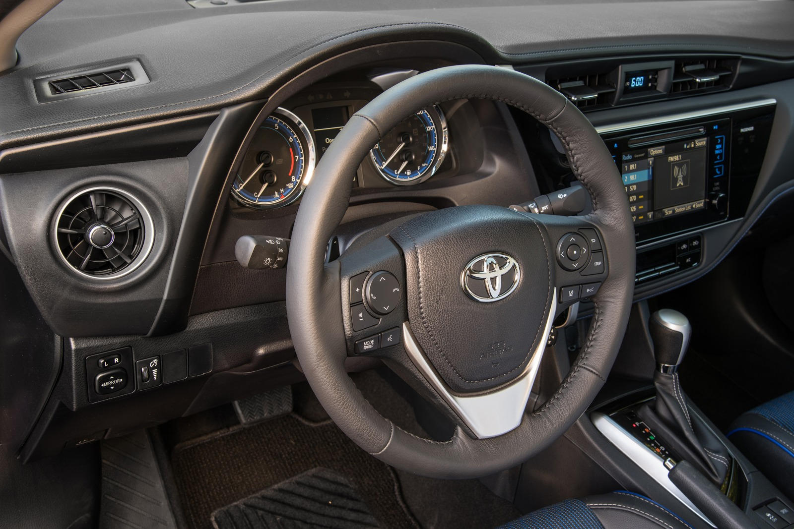 2017 Toyota Corolla Sedan Interior Photos | CarBuzz