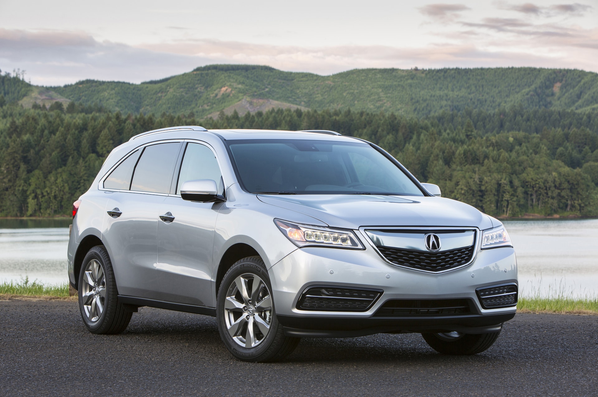 2015 Acura MDX Priced at $43,460