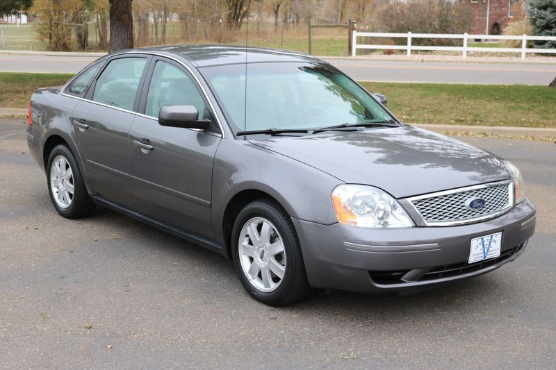 2005 Ford Five Hundred Photos
