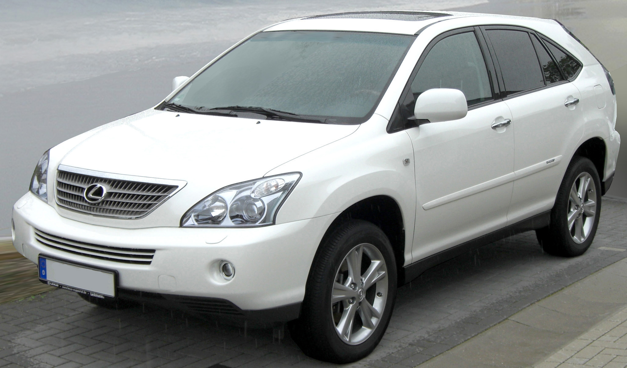 File:Lexus-RX400h Crystal White Mica.jpg - Wikimedia Commons