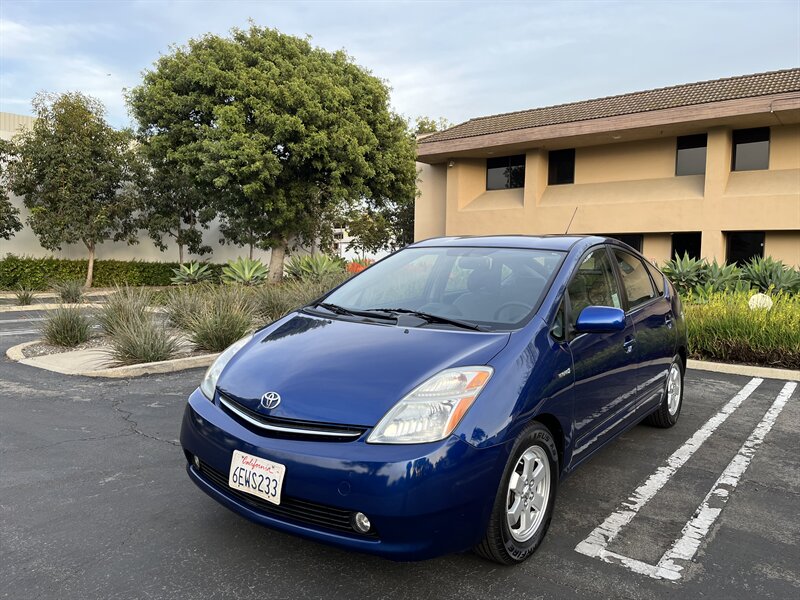 2008 Toyota Prius Standard With Navigation & Back Up Camera