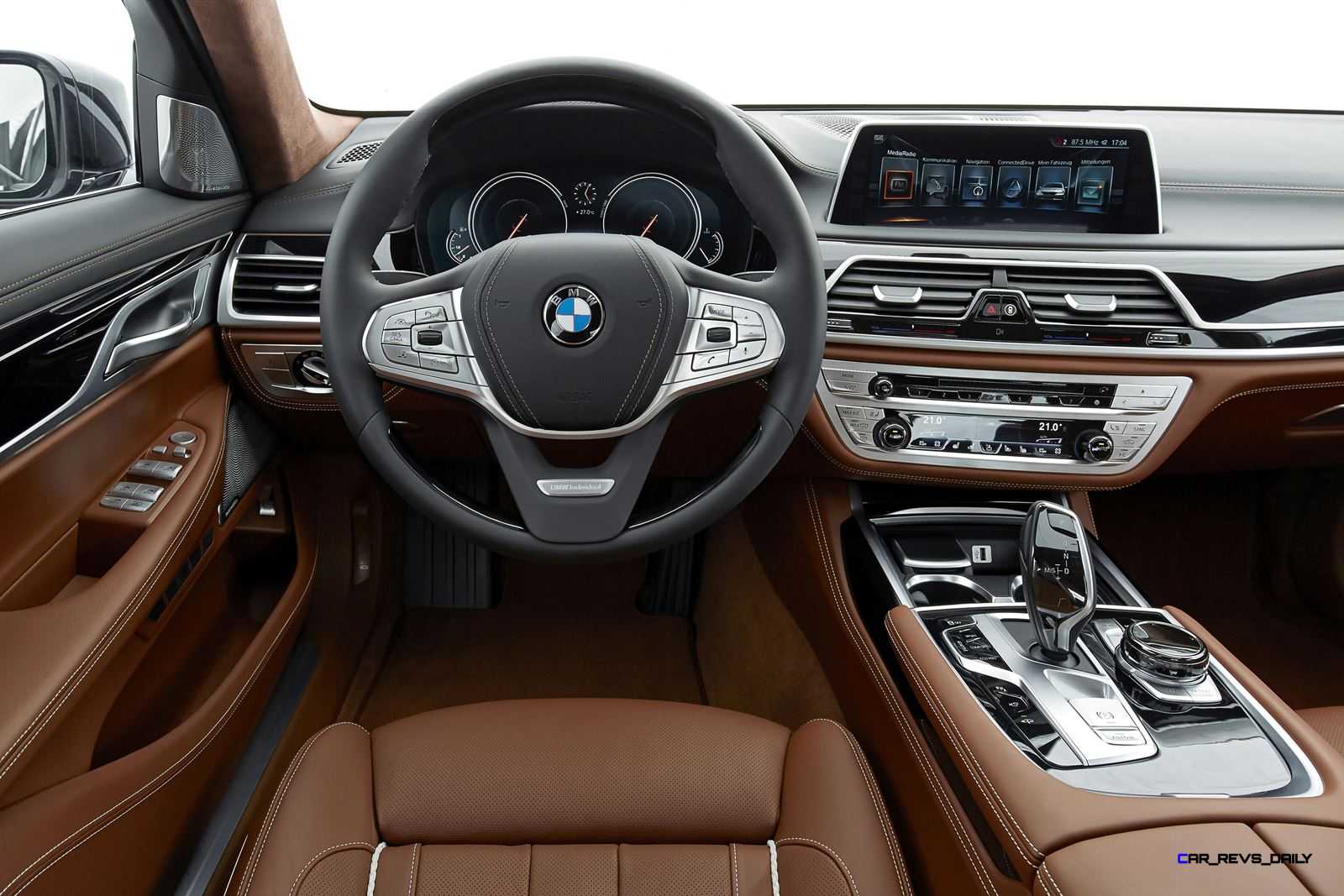 2016 BMW 750Li Interior 63