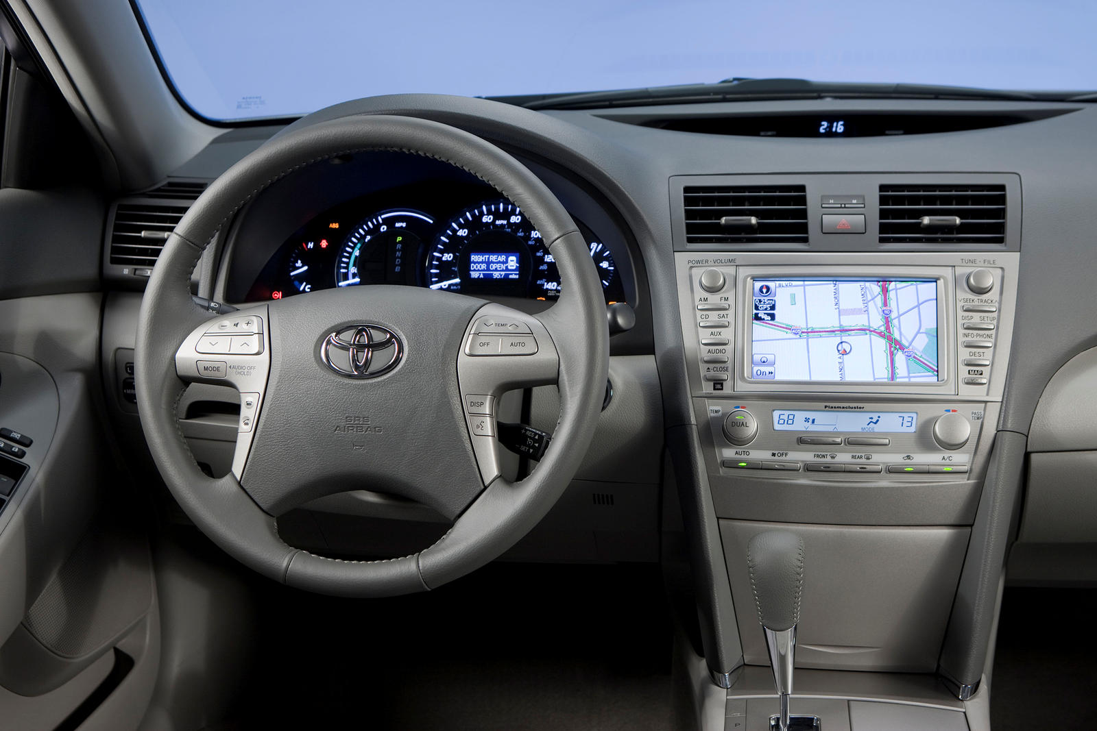 2011 Toyota Camry Hybrid Interior Photos | CarBuzz