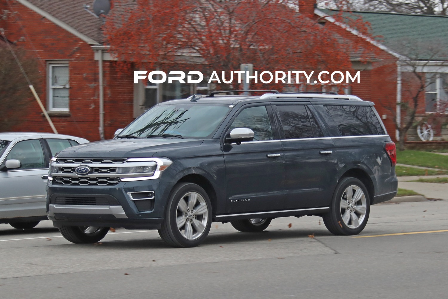 2022 Ford Expedition Platinum Max: Real World Photo Gallery